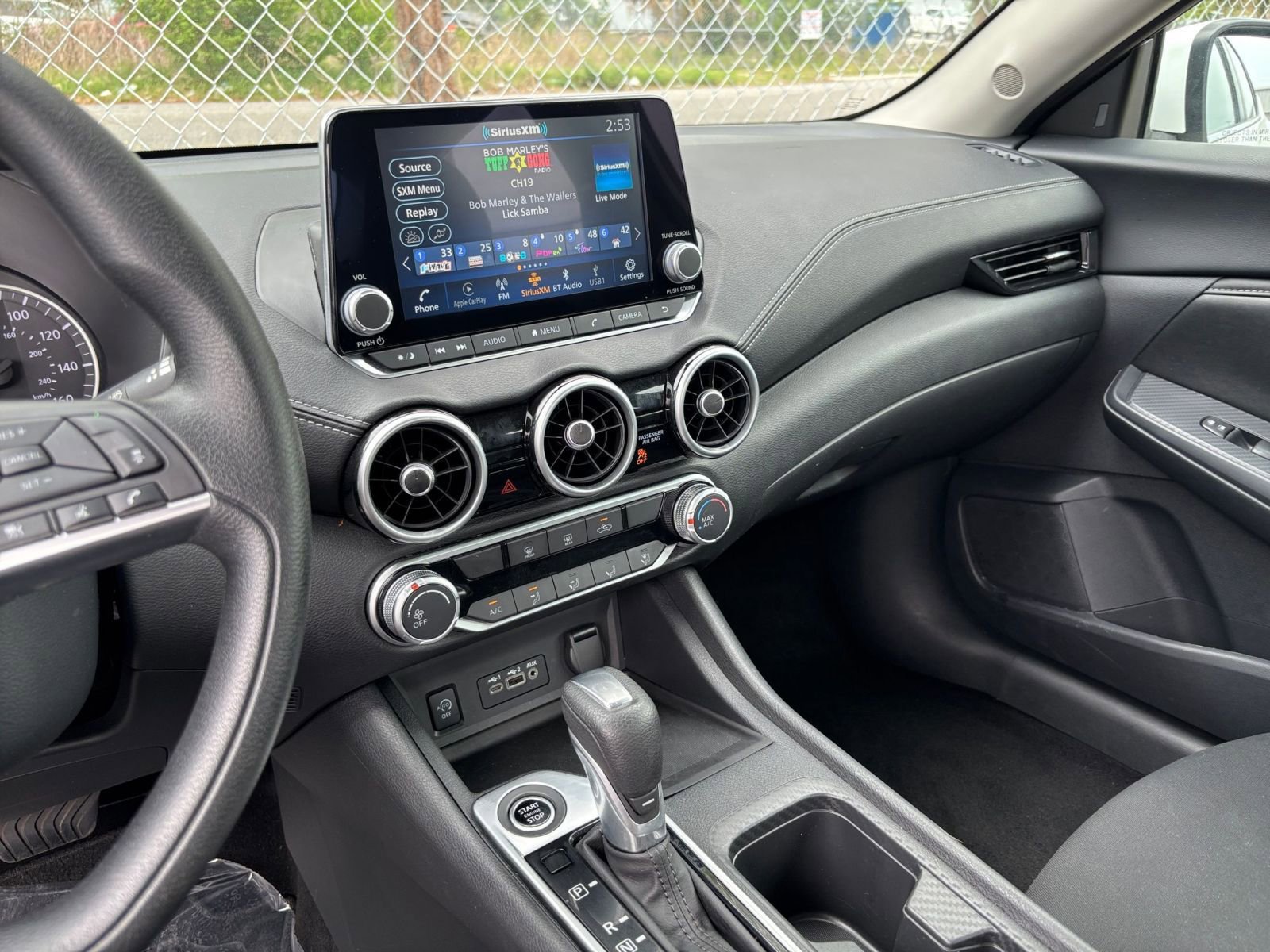 Used 2025 Nissan Sentra SV FWD image 17
