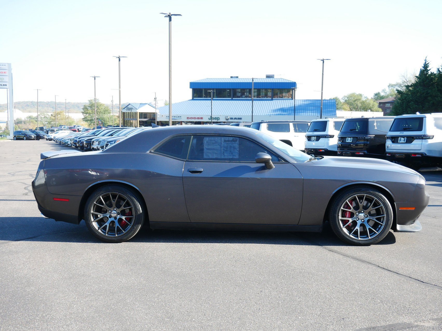 Used 2016 Dodge Challenger SRT w/ Technology Group RWD image 3