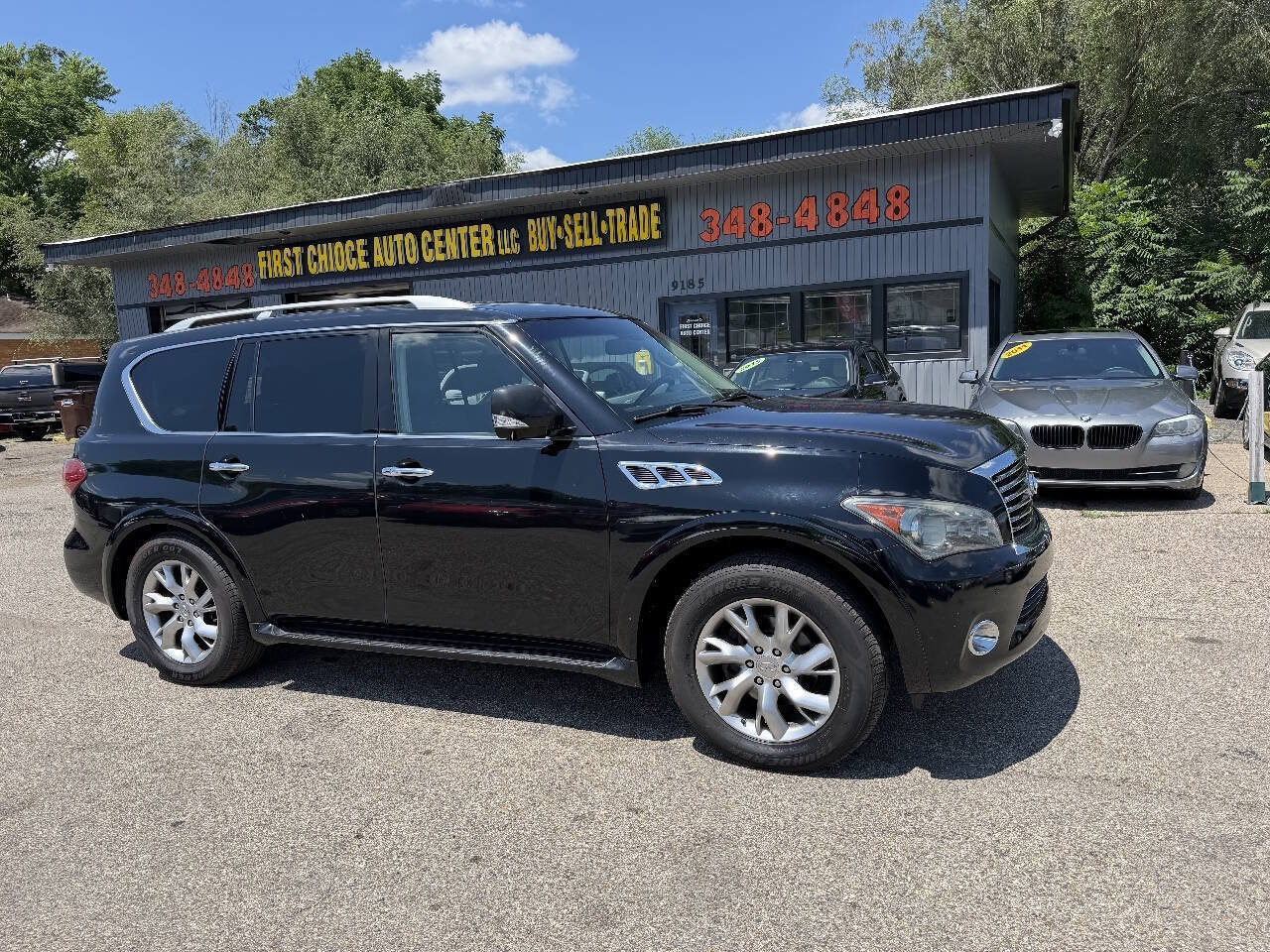 Used 2012 INFINITI QX56 4WD w/ Theater Pkg image 6