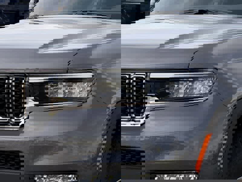 New 2025 Jeep Grand Cherokee L Limited image 10