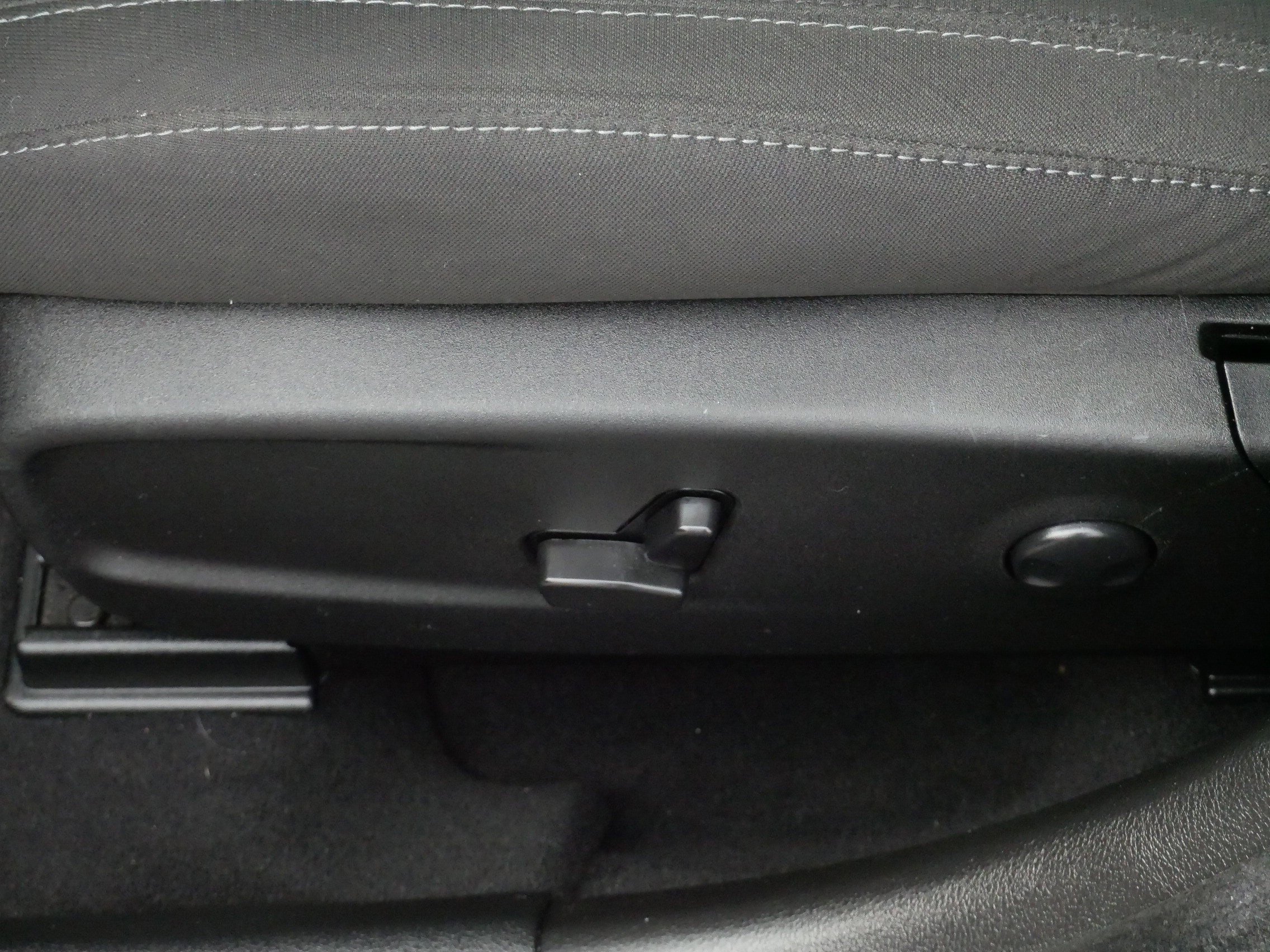 Used 2023 Dodge Charger GT w/ Blacktop Package image 19