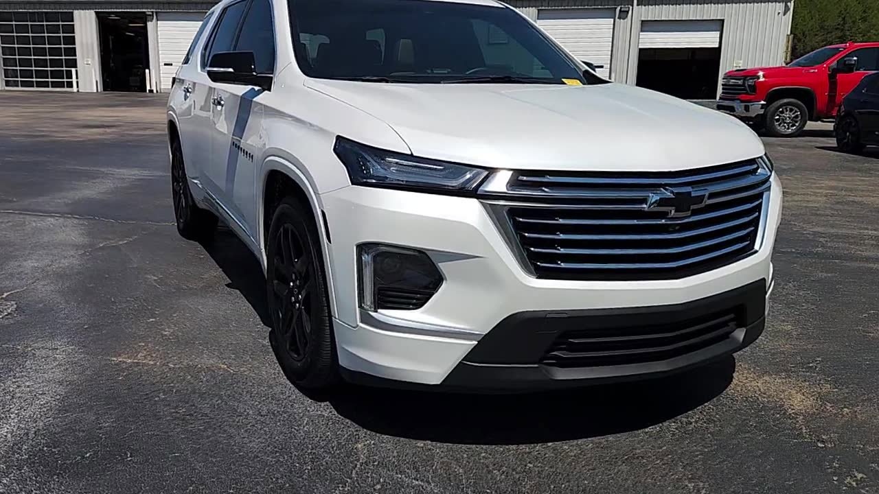 Used 2023 Chevrolet Traverse Premier w/ LPO, Floor Liner Package image 2