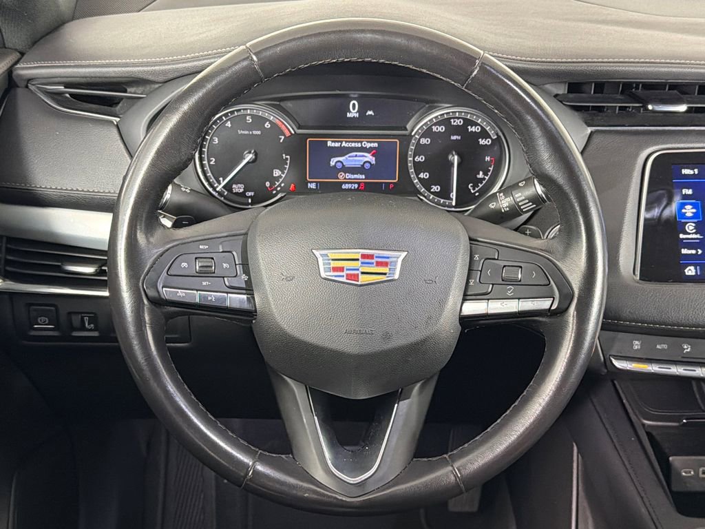 Used 2023 Cadillac XT4 Premium Luxury FWD image 24