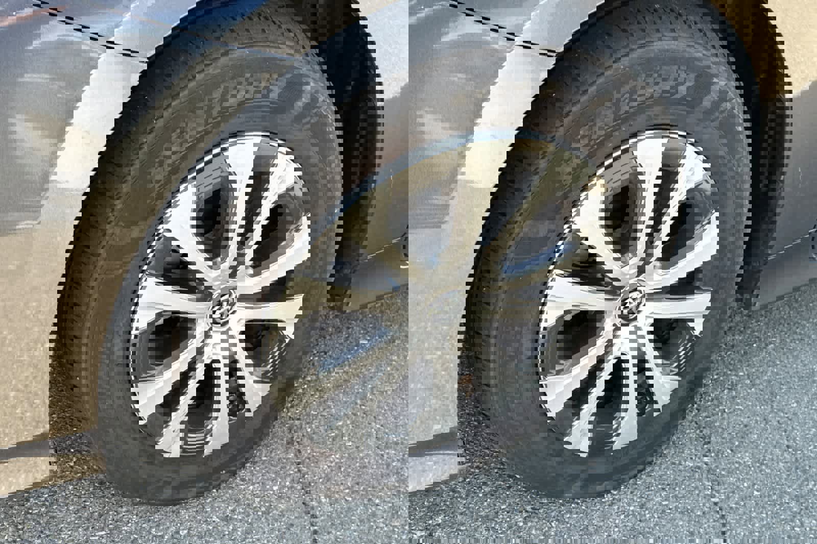 Used 2017 Toyota Prius Prime Plus image 10