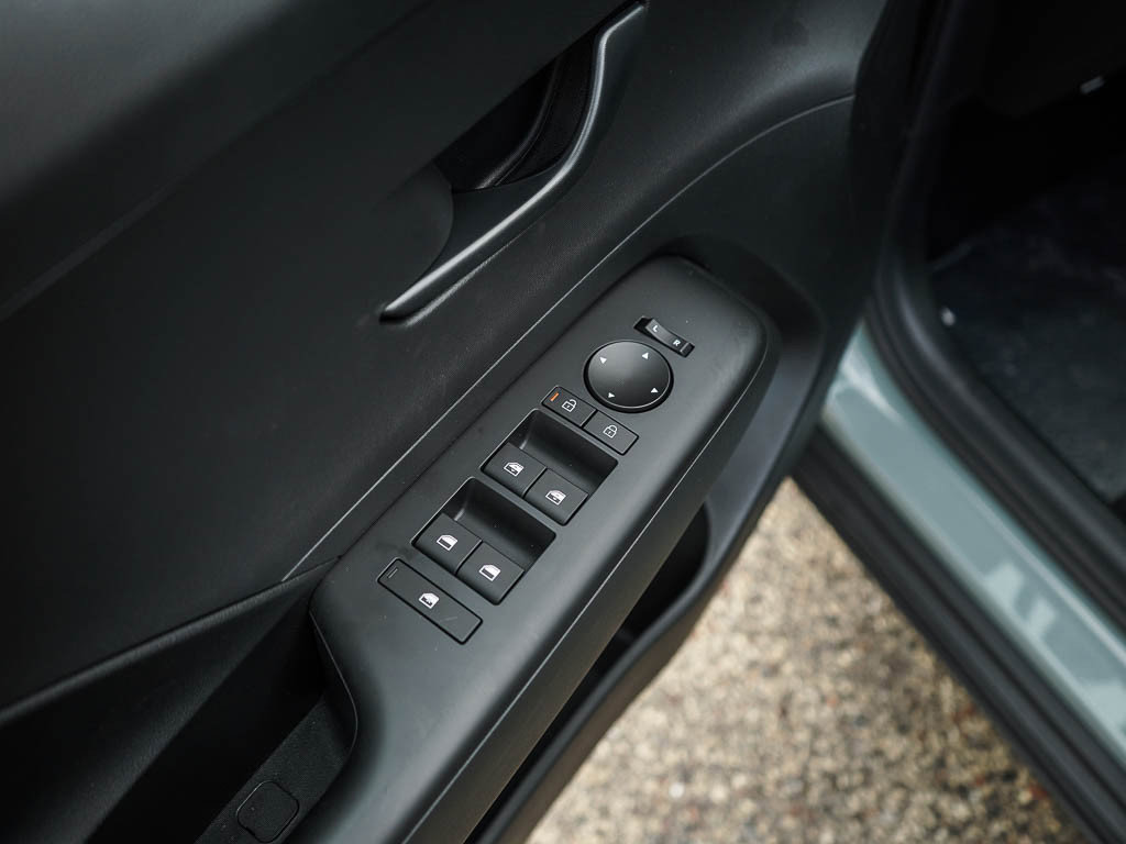 New 2027 Hyundai Kona SEL Sport AWD/4WD image 18