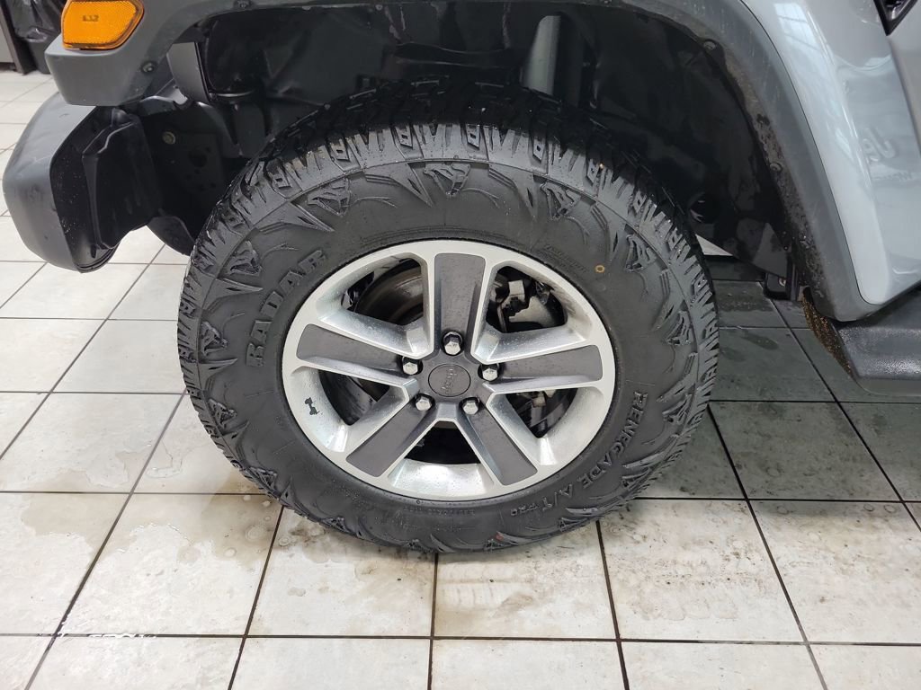 Used 2021 Jeep Wrangler Unlimited Sahara image 49