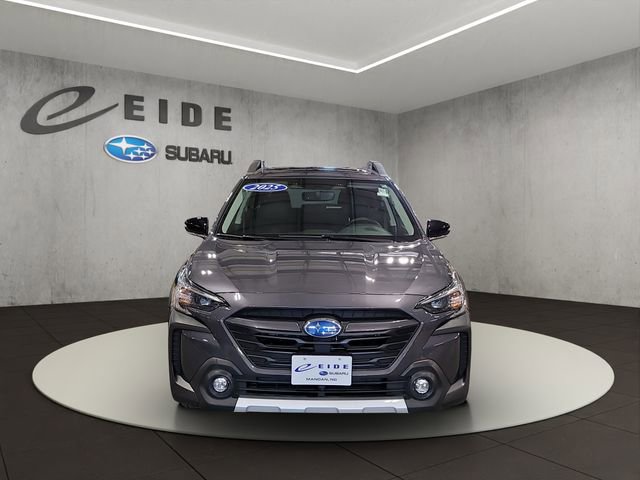 Used 2025 Subaru Outback Limited AWD/4WD image 9