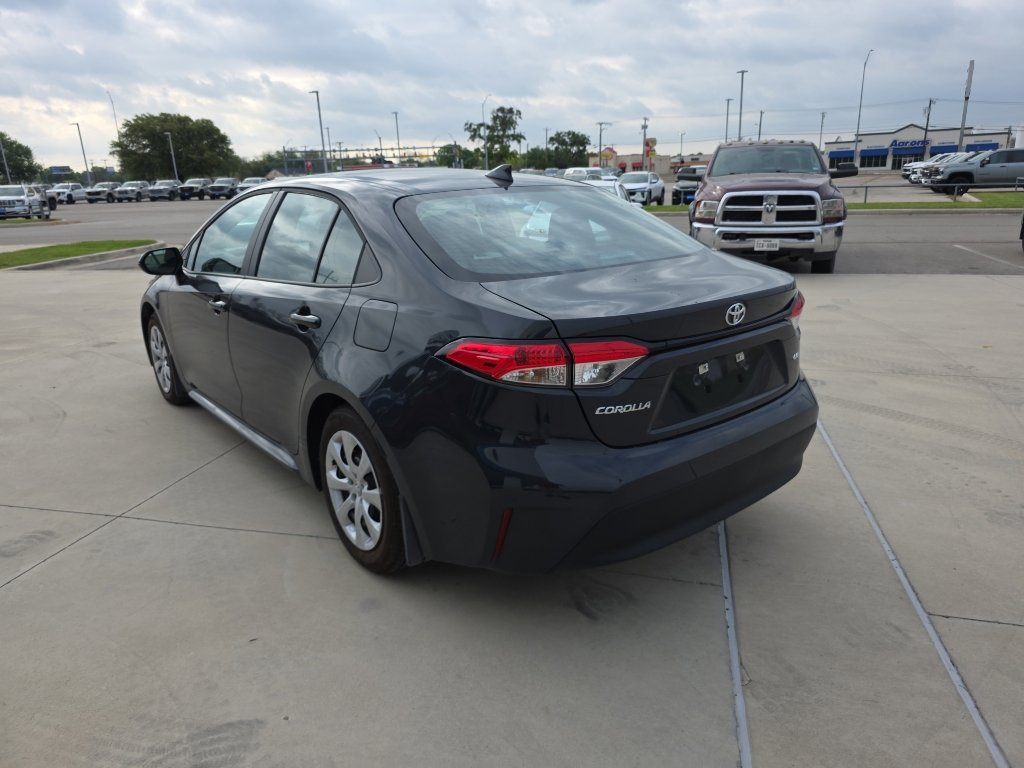 Used 2026 Toyota Corolla LE image 15