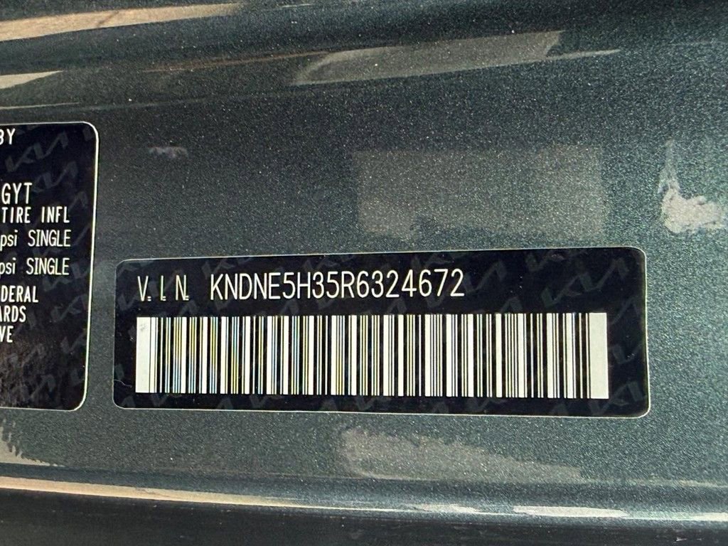 Used 2024 Kia Carnival SX Prestige FWD image 30