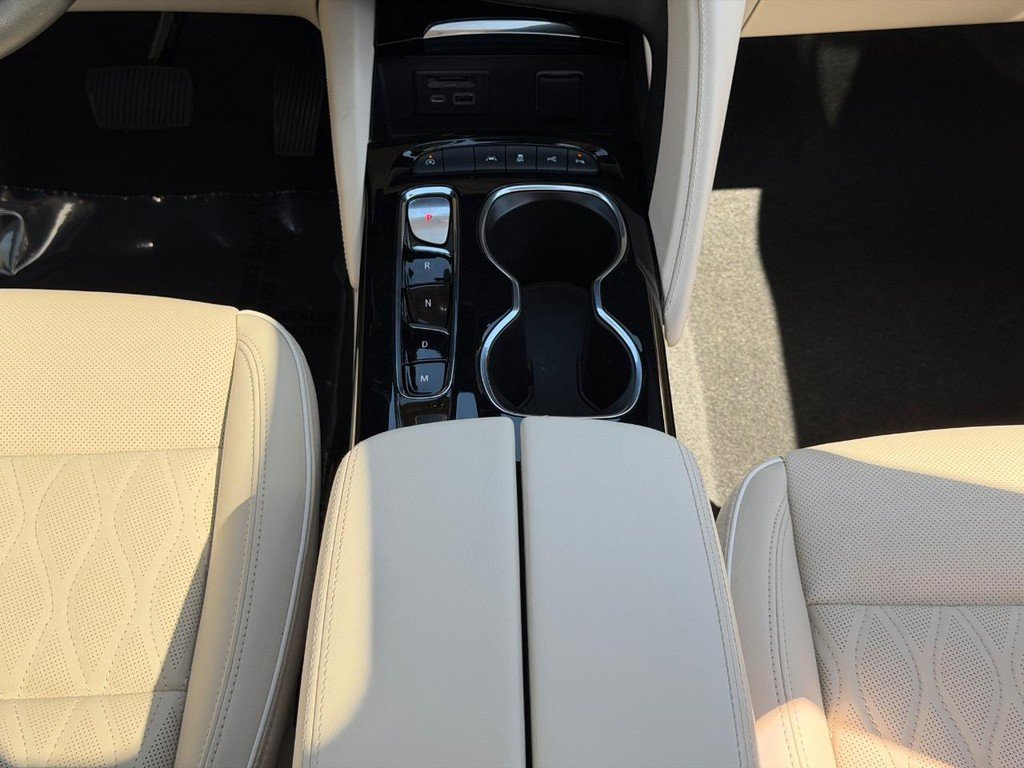 Used 2023 Buick Envision Avenir image 14