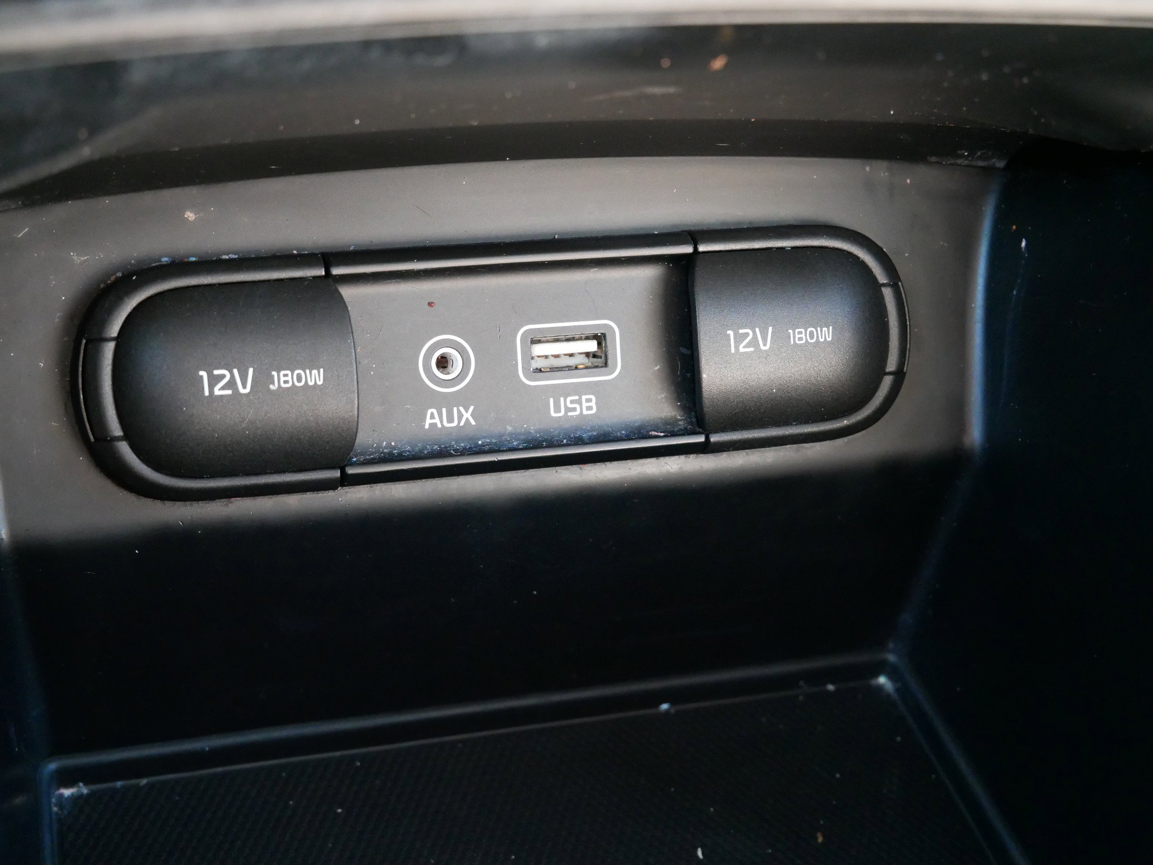 Used 2016 Kia Sorento LX w/ LX Convenience Package image 20