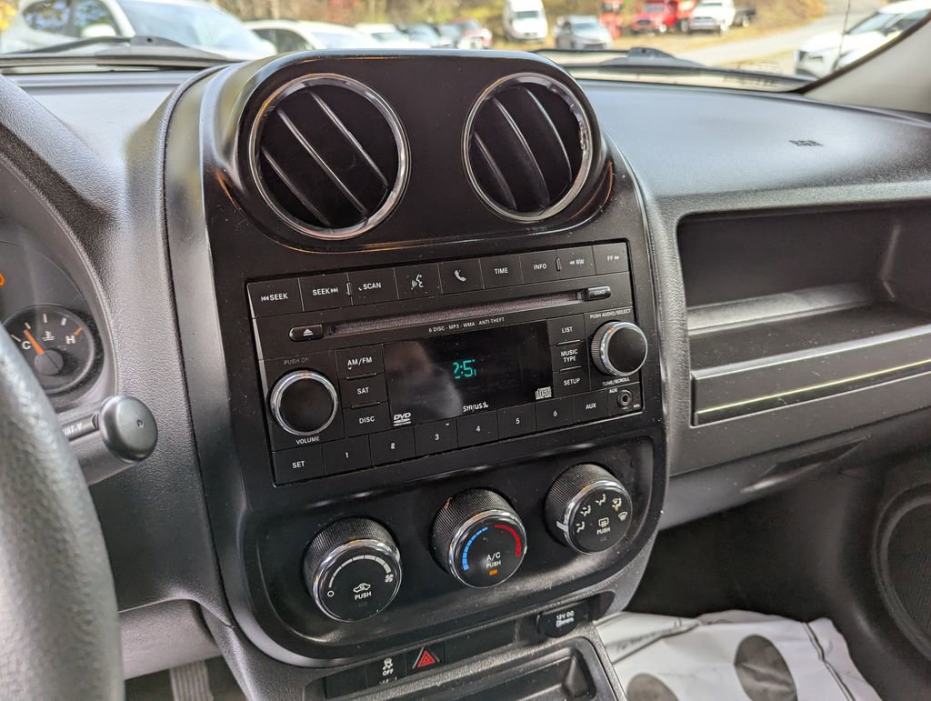 Used 2017 Jeep Patriot Sport image 10