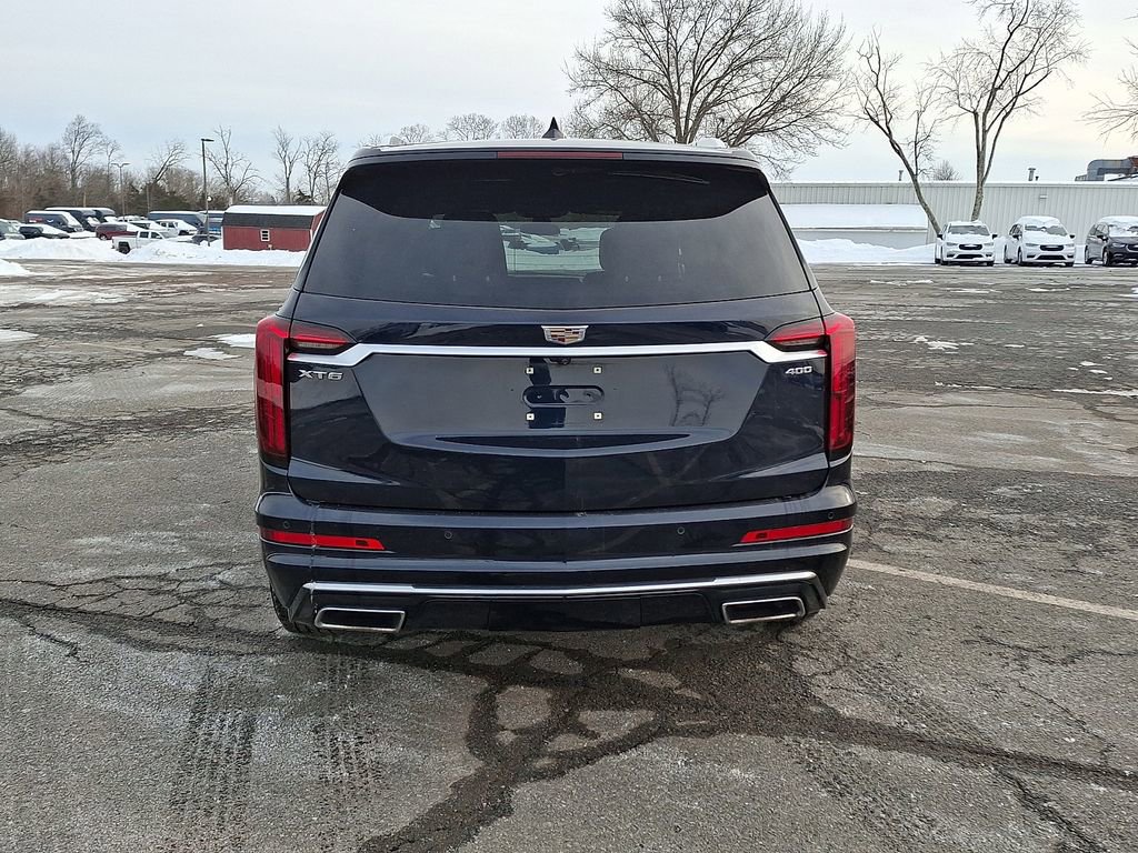 Used 2021 Cadillac XT6 Premium Luxury image 8