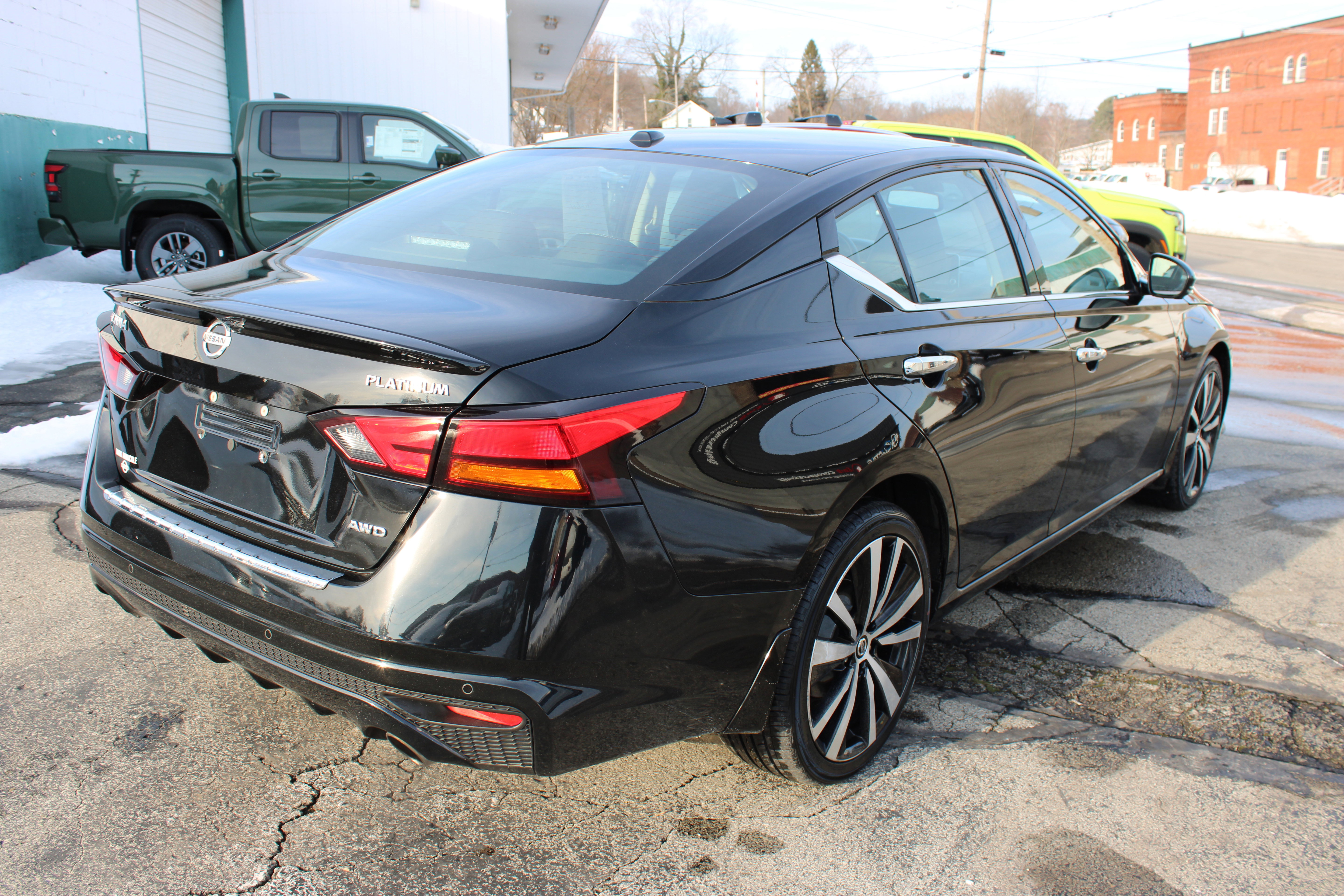 Certified 2021 Nissan Altima 2.5 Platinum image 9