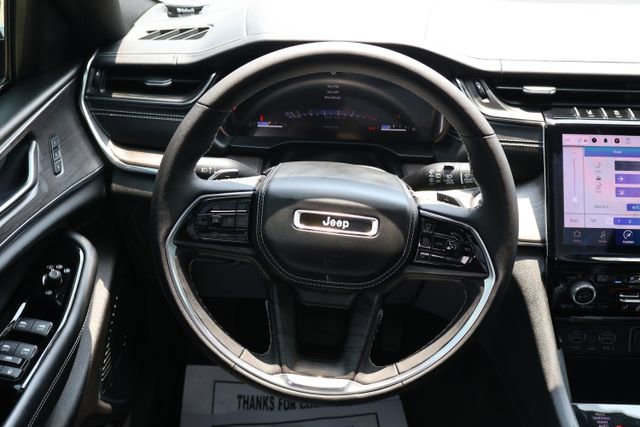 Used 2023 Jeep Grand Cherokee L Overland AWD/4WD image 15
