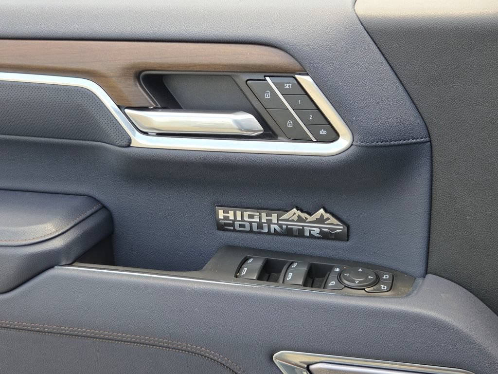 New 2026 GMC Canyon Elevation w/ Convenience Package RWD image 27