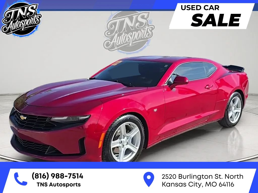 Used 2022 Chevrolet Camaro LT RWD image 1