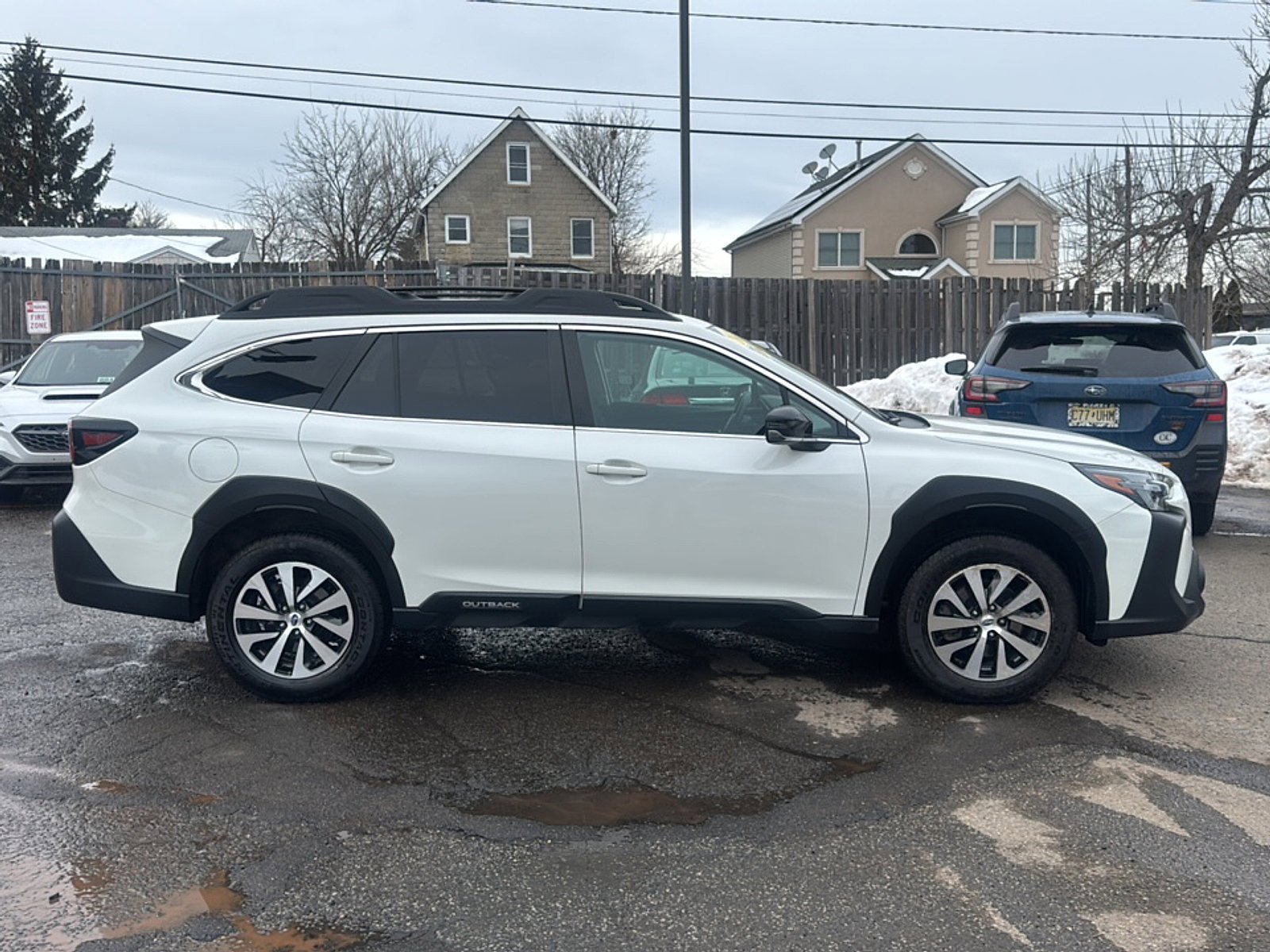 Certified 2024 Subaru Outback Premium AWD/4WD image 9