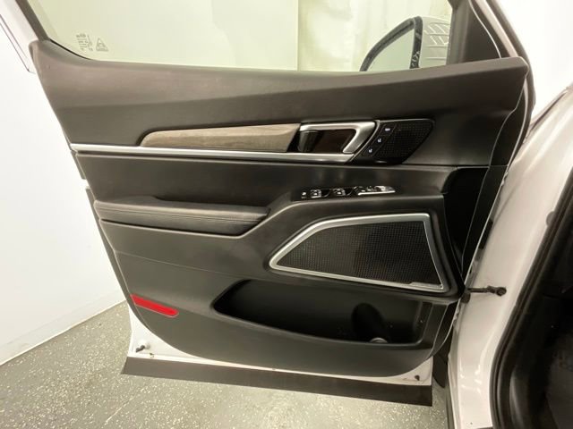 Used 2022 Kia Telluride SX FWD image 9