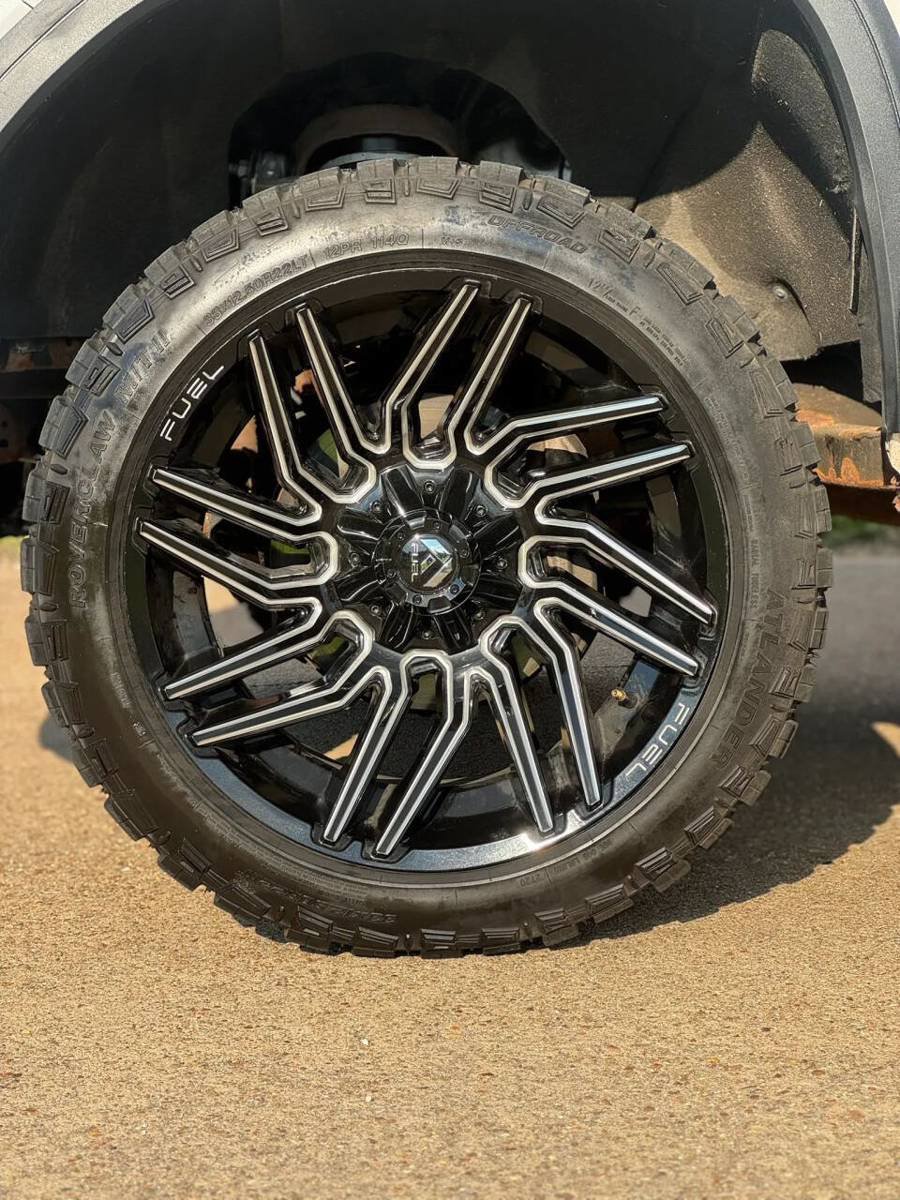 Used 2019 GMC Sierra 1500 Denali w/ Denali Ultimate Package AWD/4WD image 20