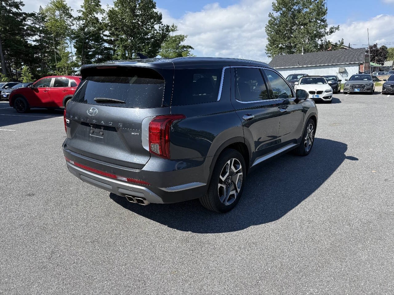 Used 2024 Hyundai Palisade SEL w/ Premium Package AWD/4WD image 5