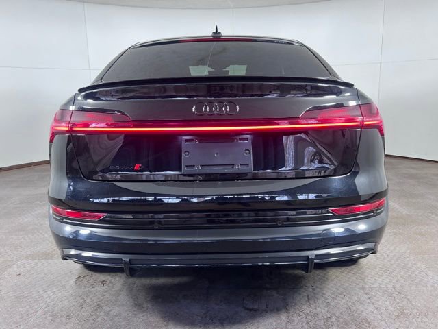Used 2023 Audi e-tron S Prestige w/ Prestige Package image 6