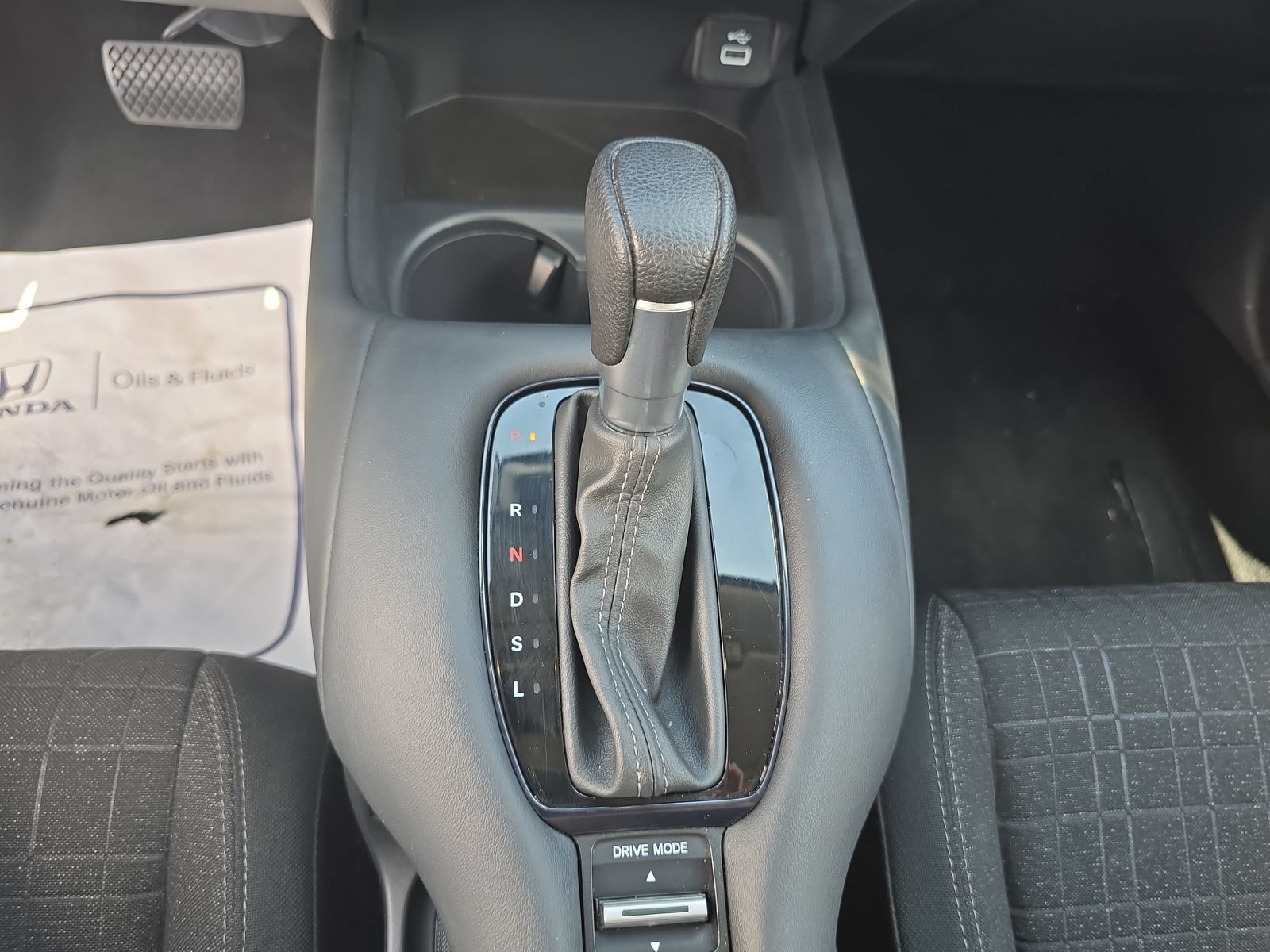 Certified 2025 Honda HR-V LX image 18