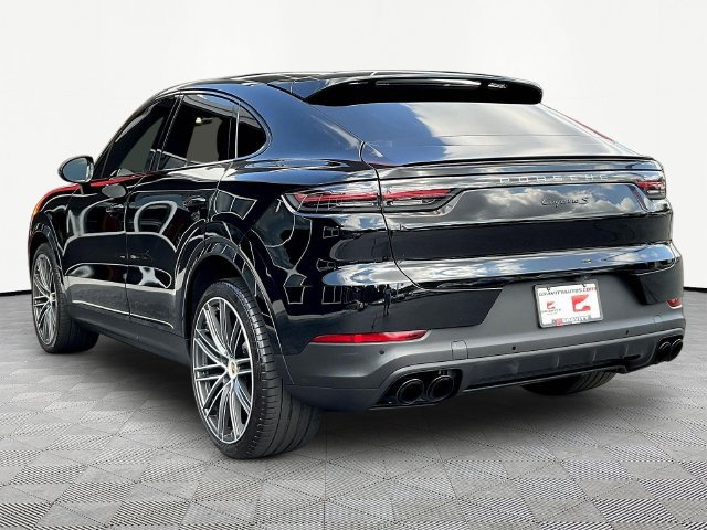 Used 2023 Porsche Cayenne S AWD/4WD image 5