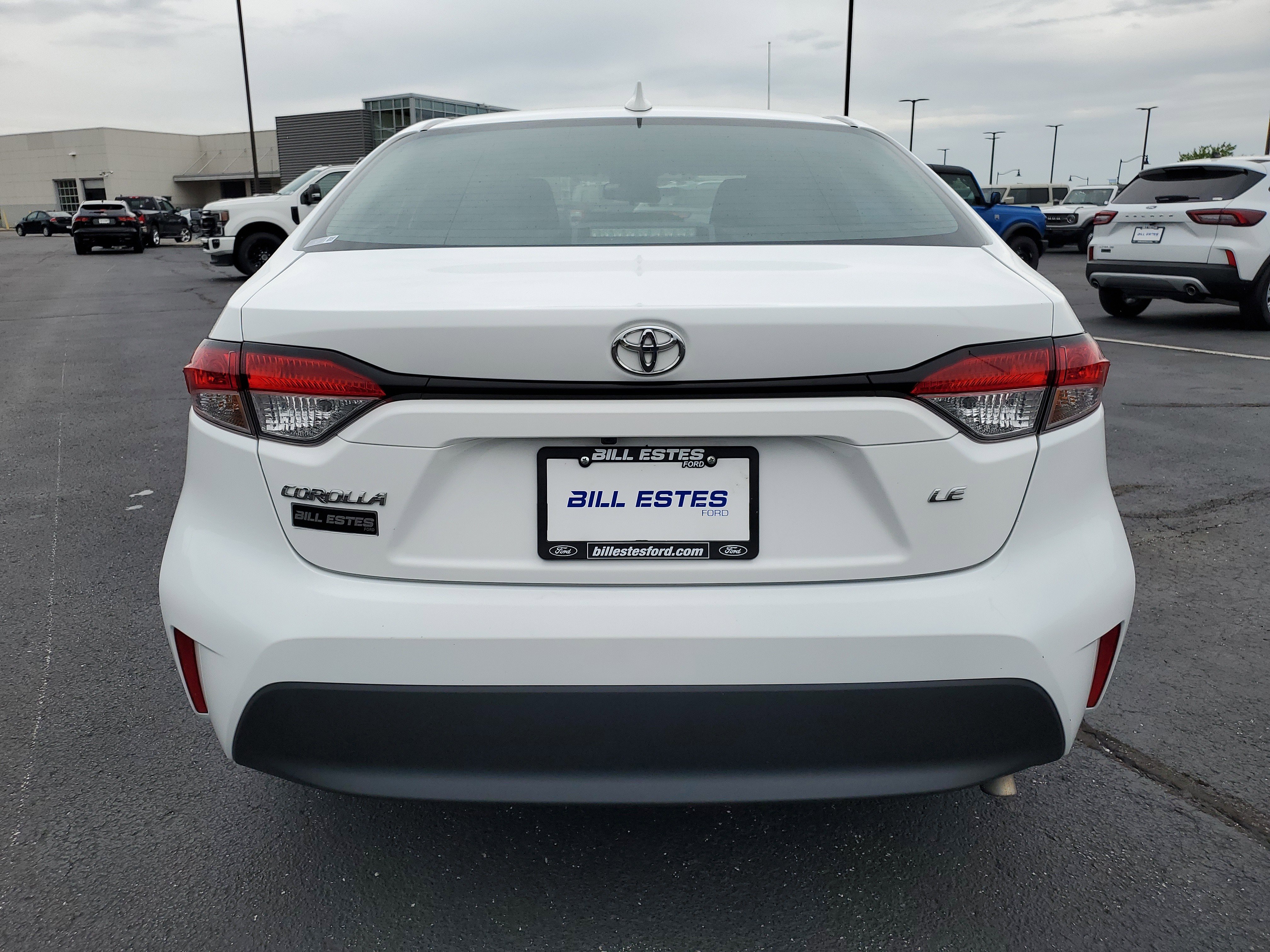 Used 2024 Toyota Corolla LE FWD image 3