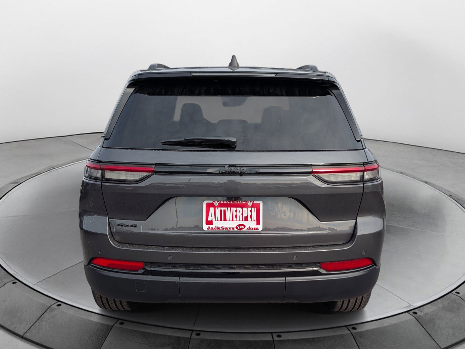 New 2025 Jeep Grand Cherokee Limited AWD/4WD image 4