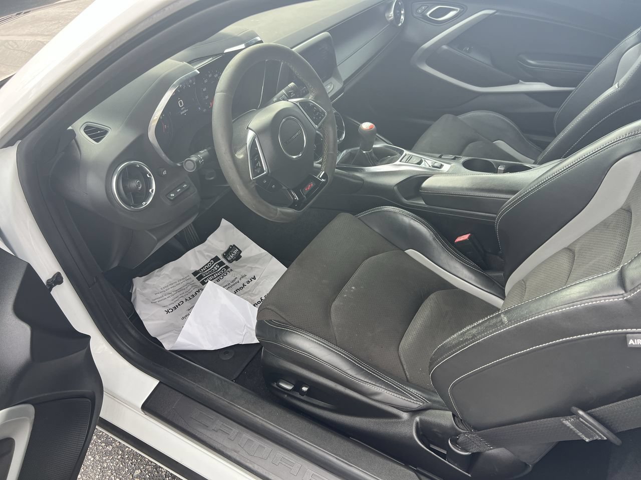 Used 2021 Chevrolet Camaro SS RWD image 16