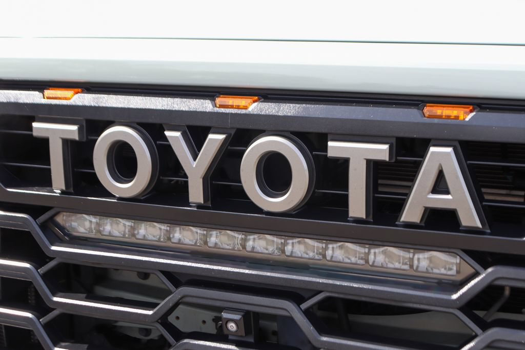 Used 2022 Toyota Tundra TRD Pro AWD/4WD image 50