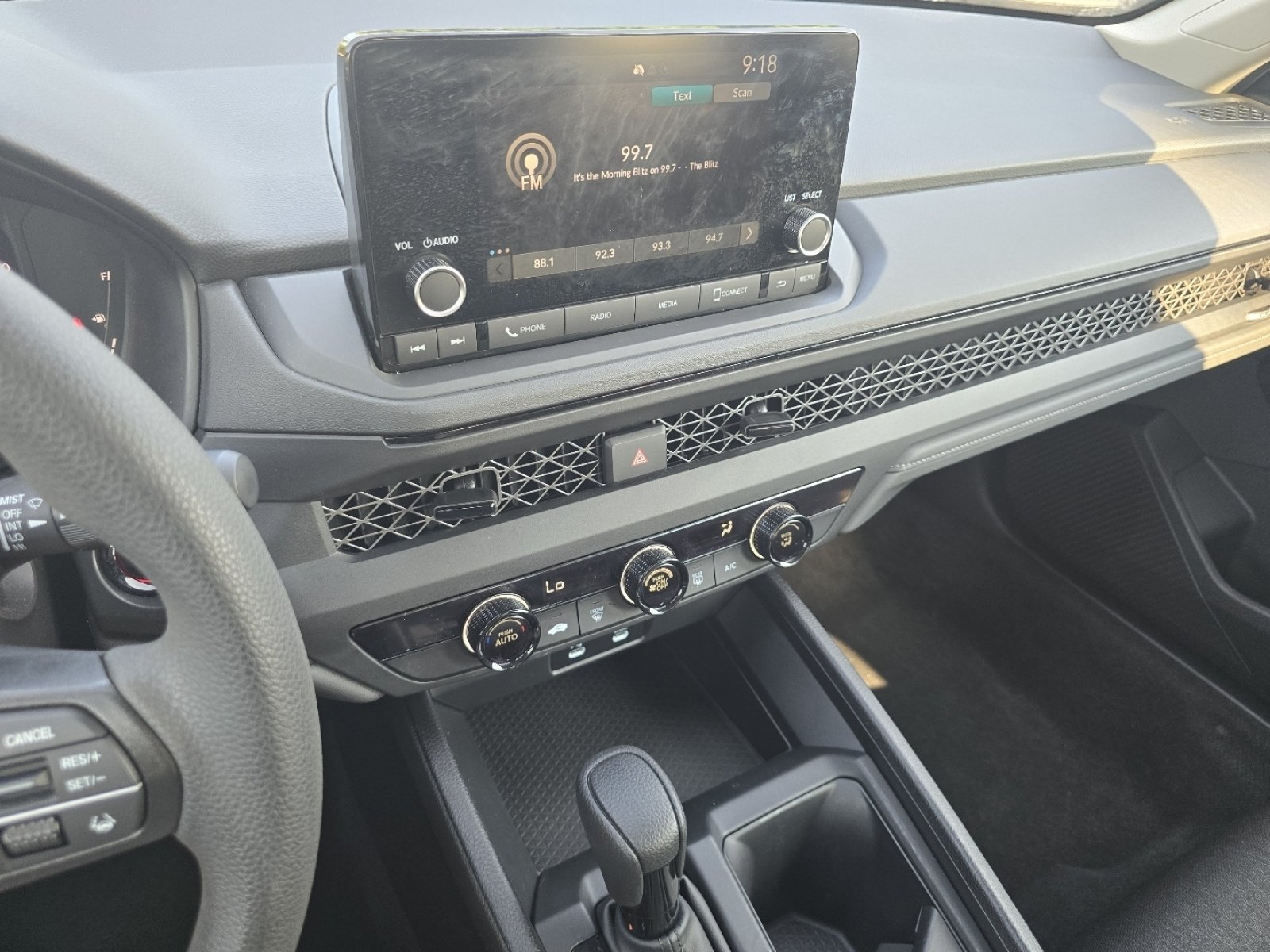 Used 2025 Honda Accord LX image 26