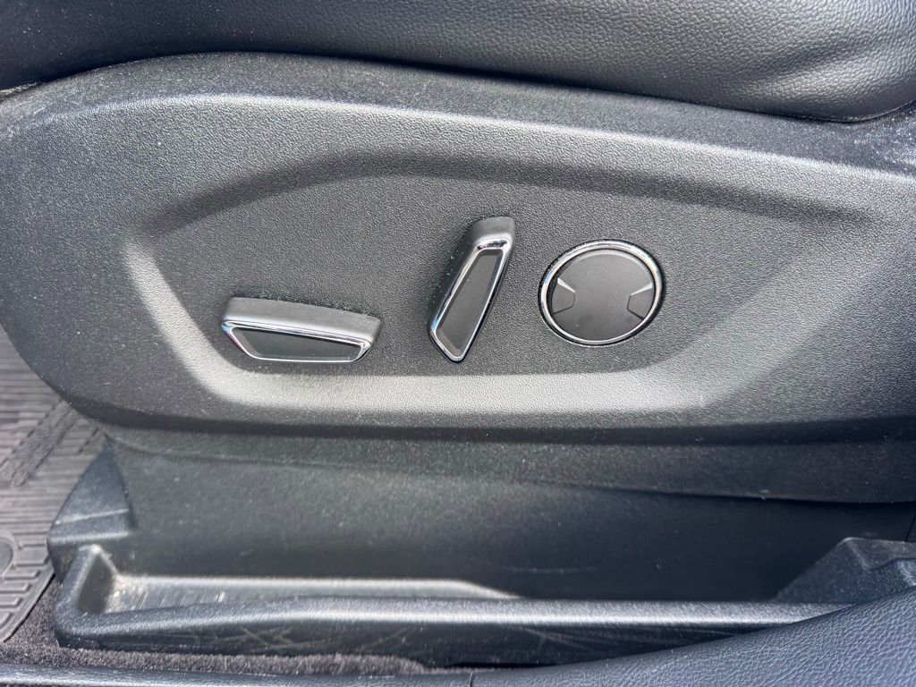 Used 2019 Ford Edge ST w/ Equipment Group 401A image 23