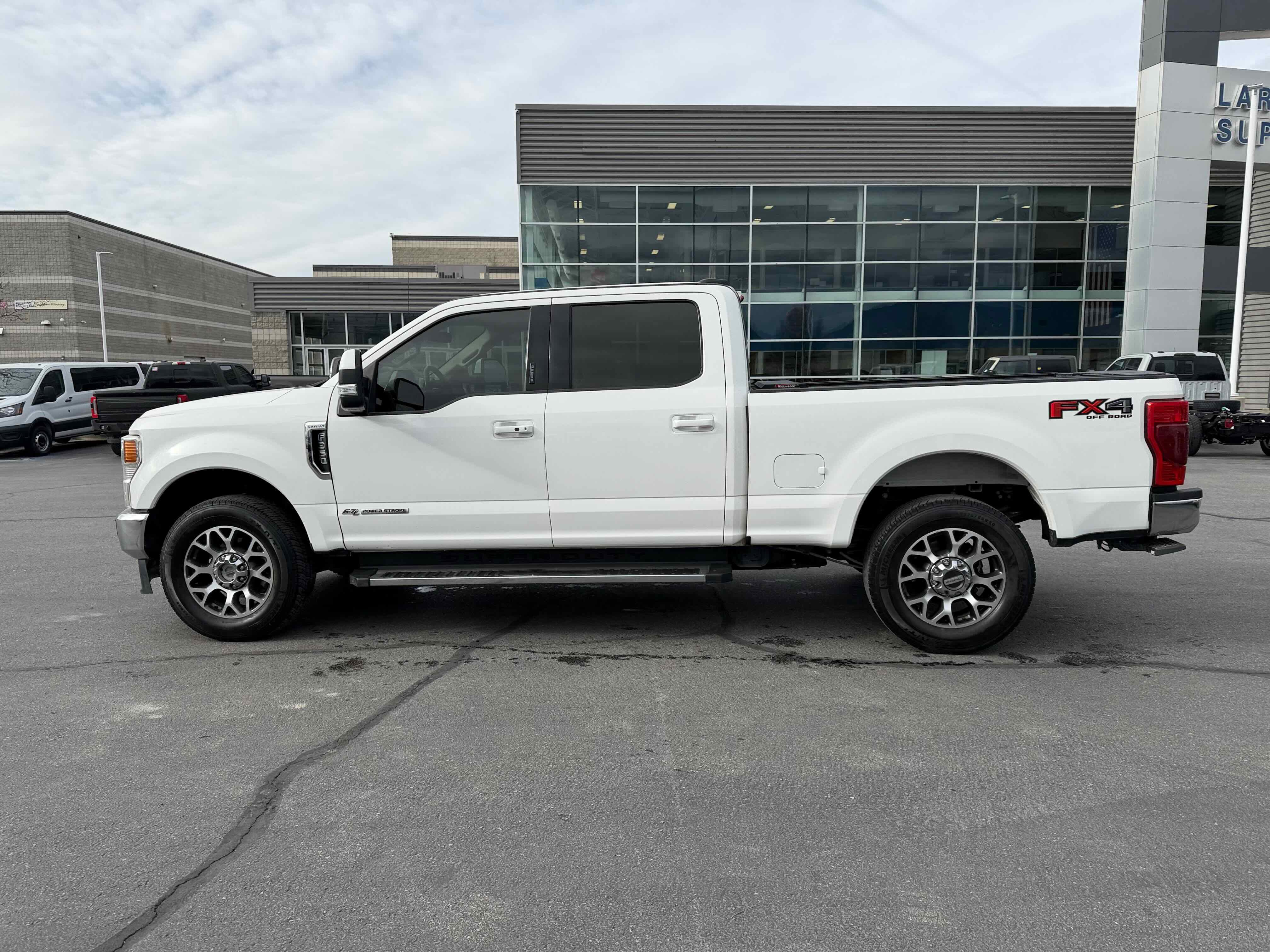 Used 2021 Ford F350 Lariat w/ Lariat Ultimate Package image 3