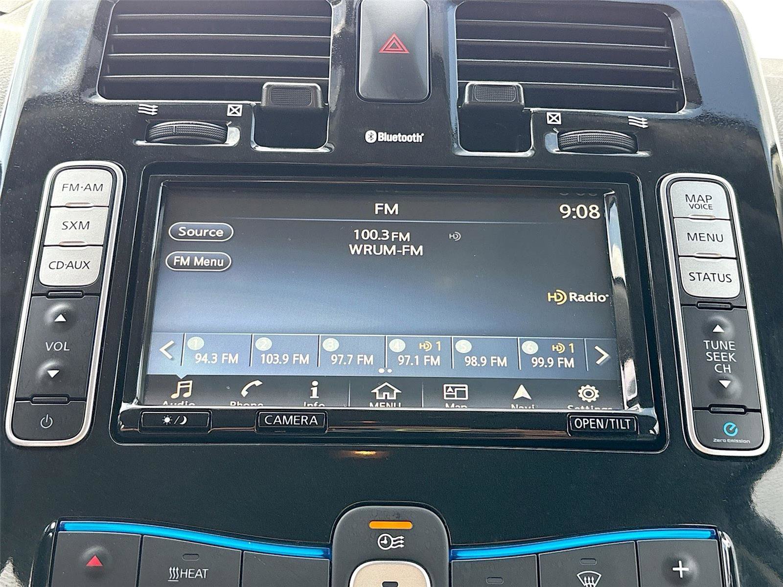 Used 2017 Nissan Leaf SL w/ Premium Package FWD image 15