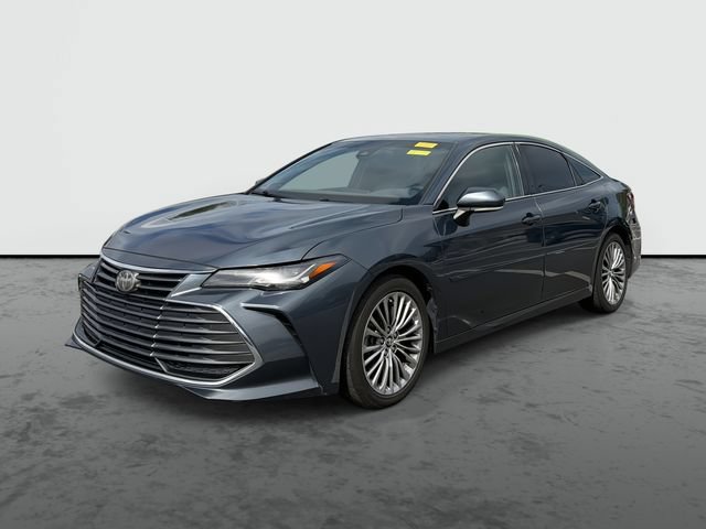 Used 2019 Toyota Avalon Limited w/ Carpet Mat Package FWD image 1