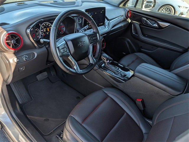 Used 2025 Chevrolet Blazer RS image 9