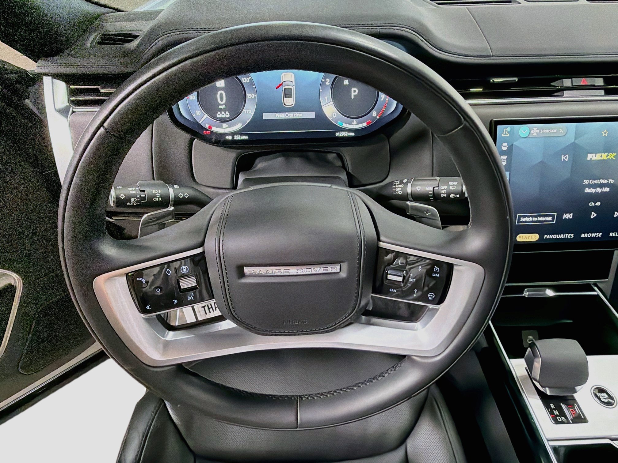 Certified 2025 Land Rover Range Rover SE AWD/4WD image 40
