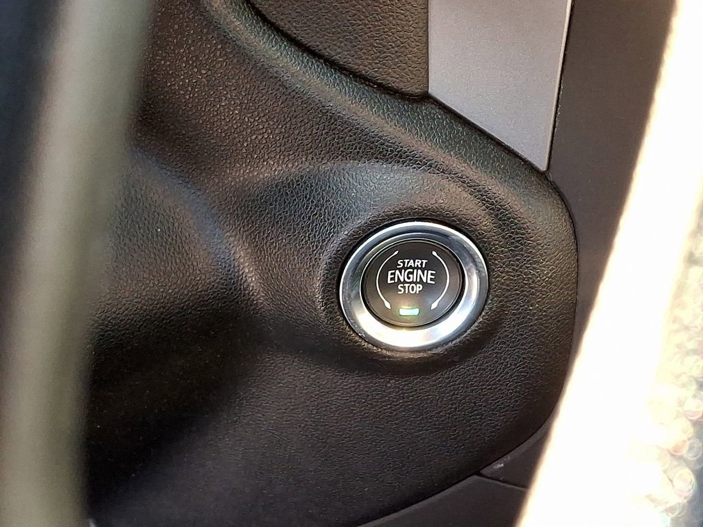 Used 2024 Chevrolet Silverado 2500 Custom w/ Custom Value Package image 21