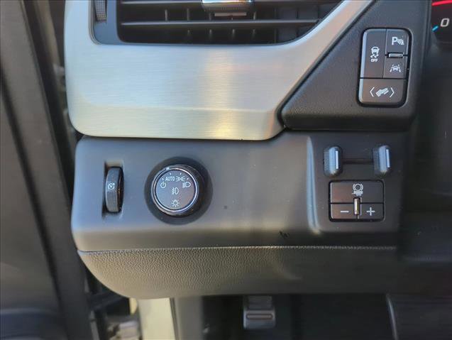 Used 2017 GMC Yukon SLT w/ Open Road Package image 14