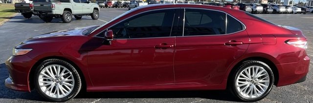 Used 2019 Toyota Camry XLE image 5