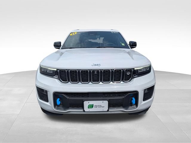 Used 2023 Jeep Grand Cherokee Overland w/ Advanced Protech Group III AWD/4WD image 2