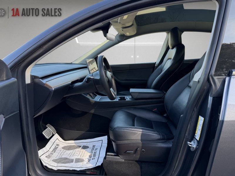 Used 2022 Tesla Model Y Performance AWD/4WD image 9