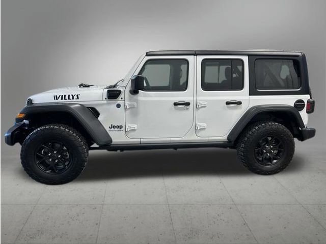 Used 2024 Jeep Wrangler Unlimited AWD/4WD image 2