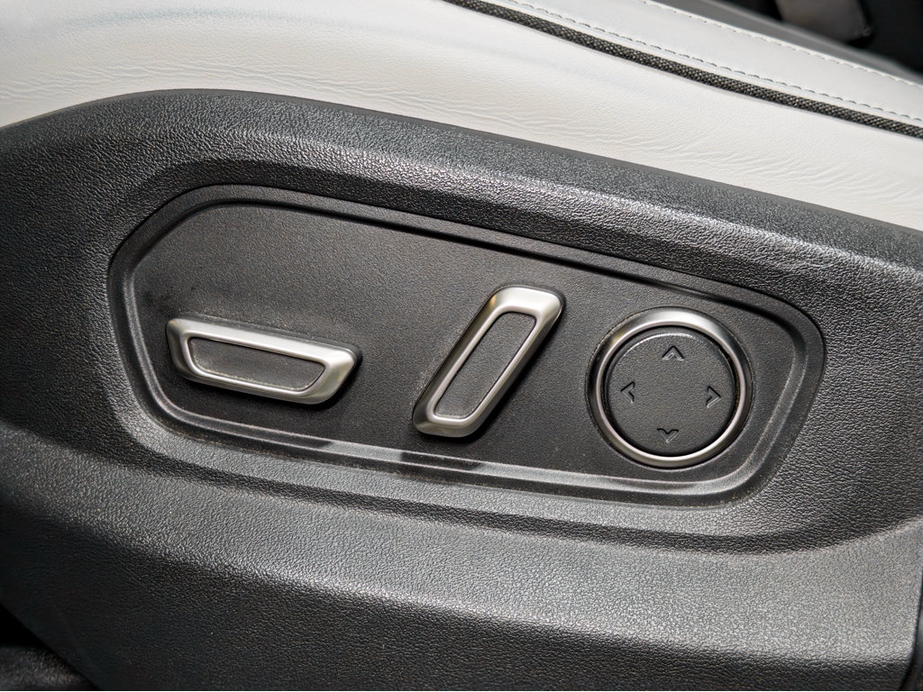 Used 2024 Rivian R1T Adventure Dual AWD/4WD image 6