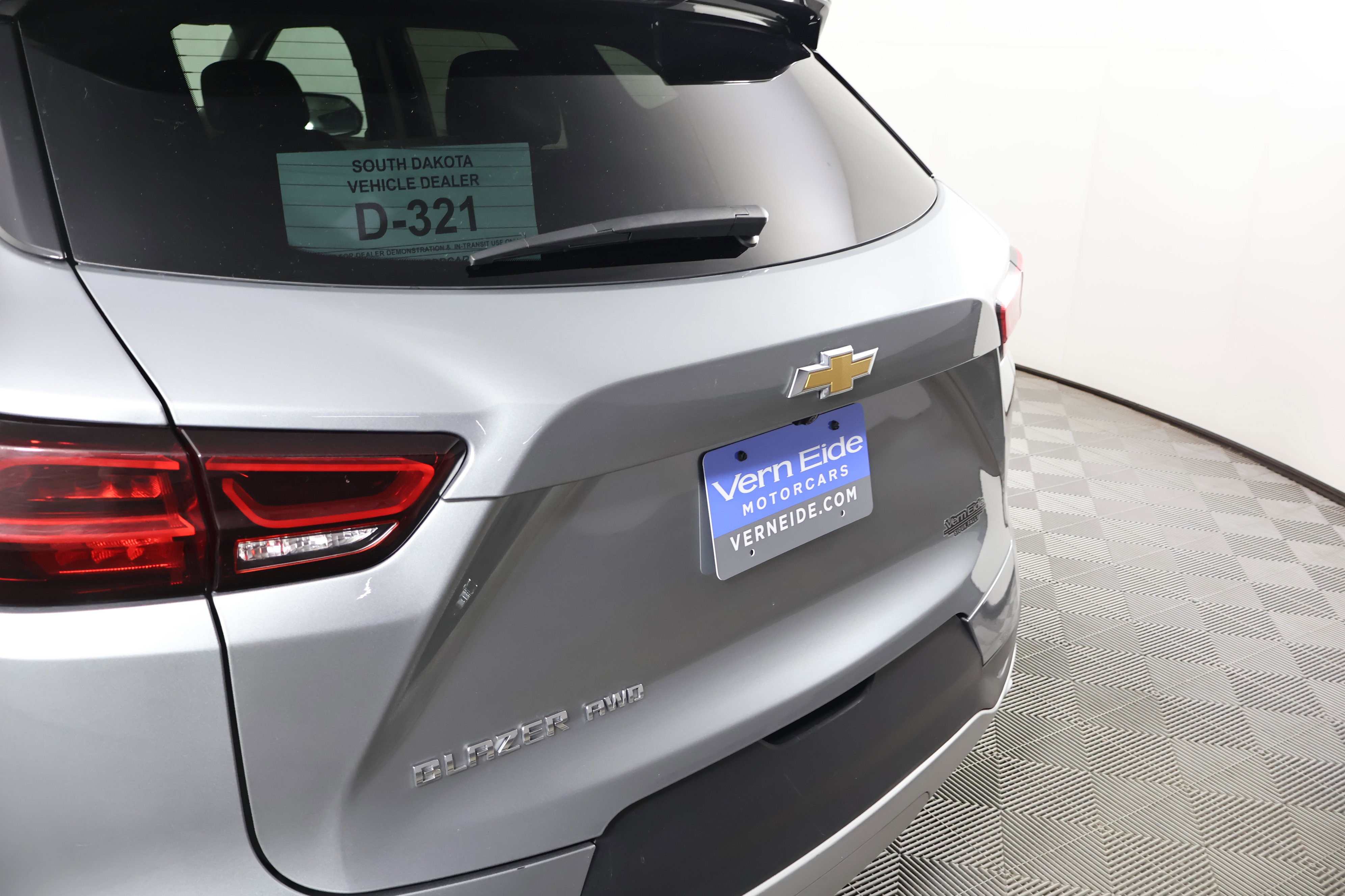Used 2025 Chevrolet Blazer LT AWD/4WD image 15