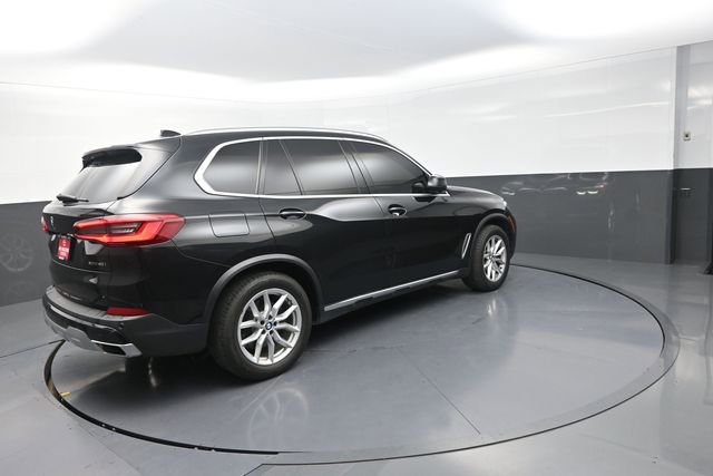 Used 2020 BMW X5 xDrive40i w/ Convenience Package AWD/4WD image 15