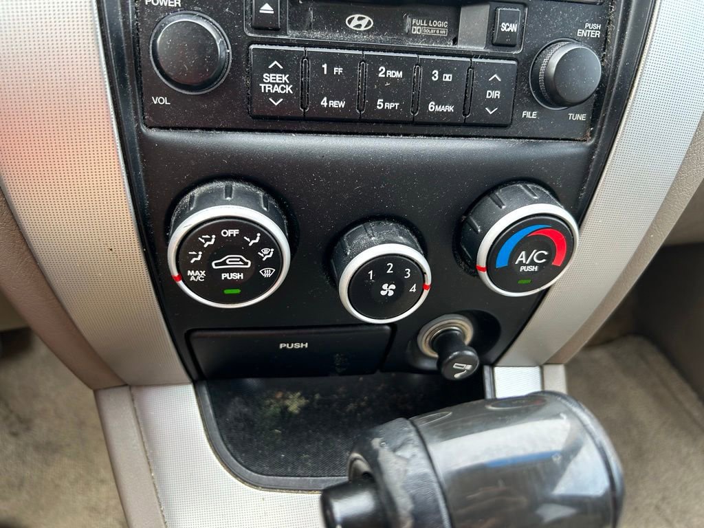 Used 2008 Hyundai Tucson SE FWD image 23