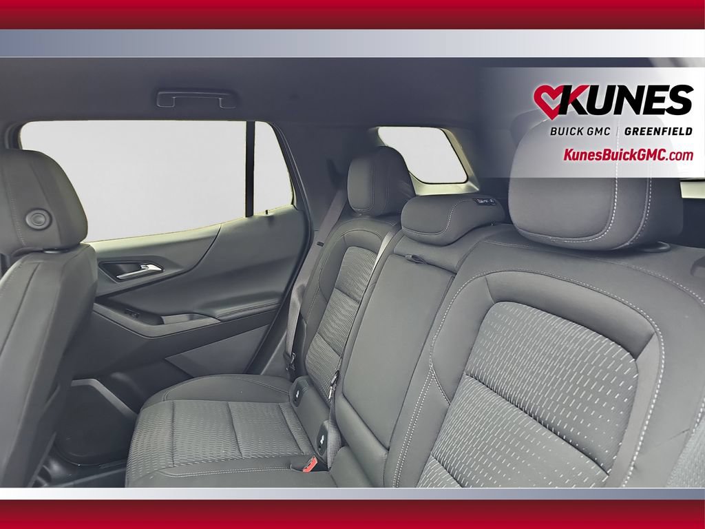 Used 2025 Chevrolet Equinox LT FWD image 17